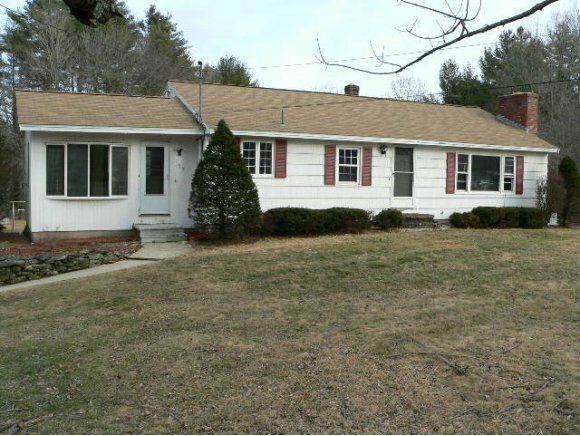 Property Photo: 109 Lowell Rd NH 03087