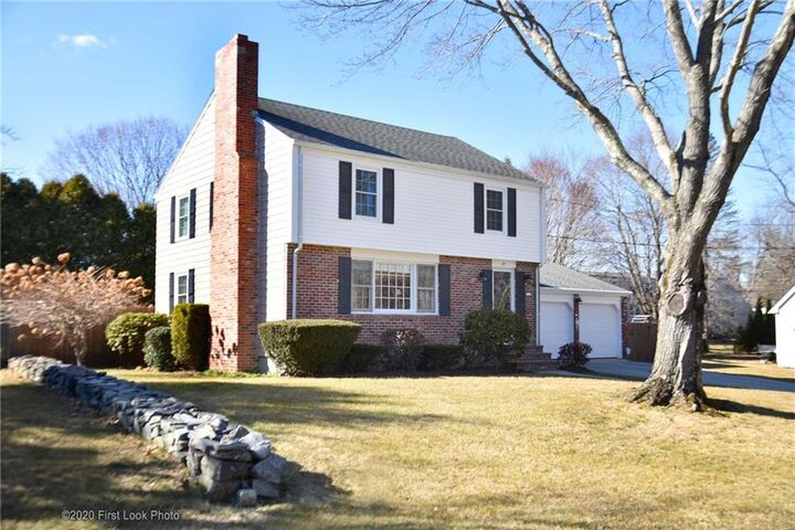 25 Maplewood Orchard Dr  Smithfield RI 02828 photo