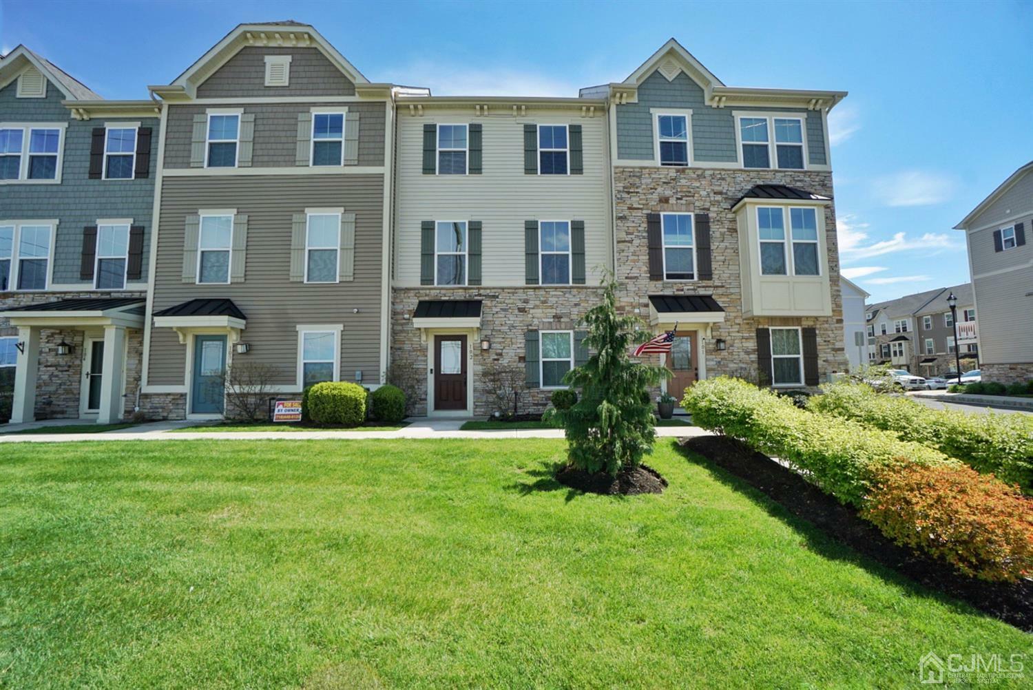 Property Photo:  102 Bayside Court  NJ 08879 