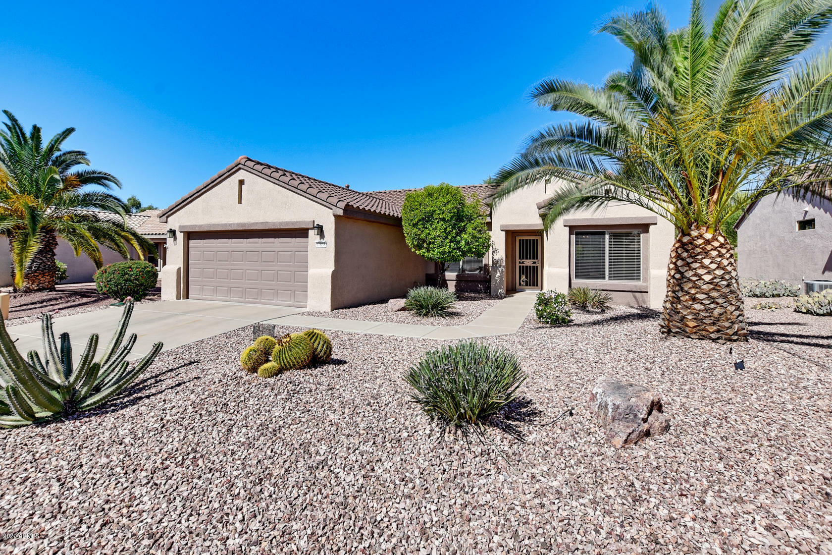 Property Photo: 17858 N Somerset Drive AZ 85374
