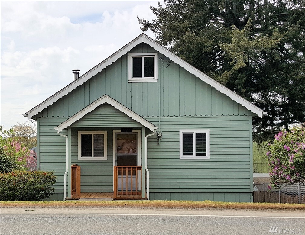Property Photo: 32223 3rd Avenue WA 98010