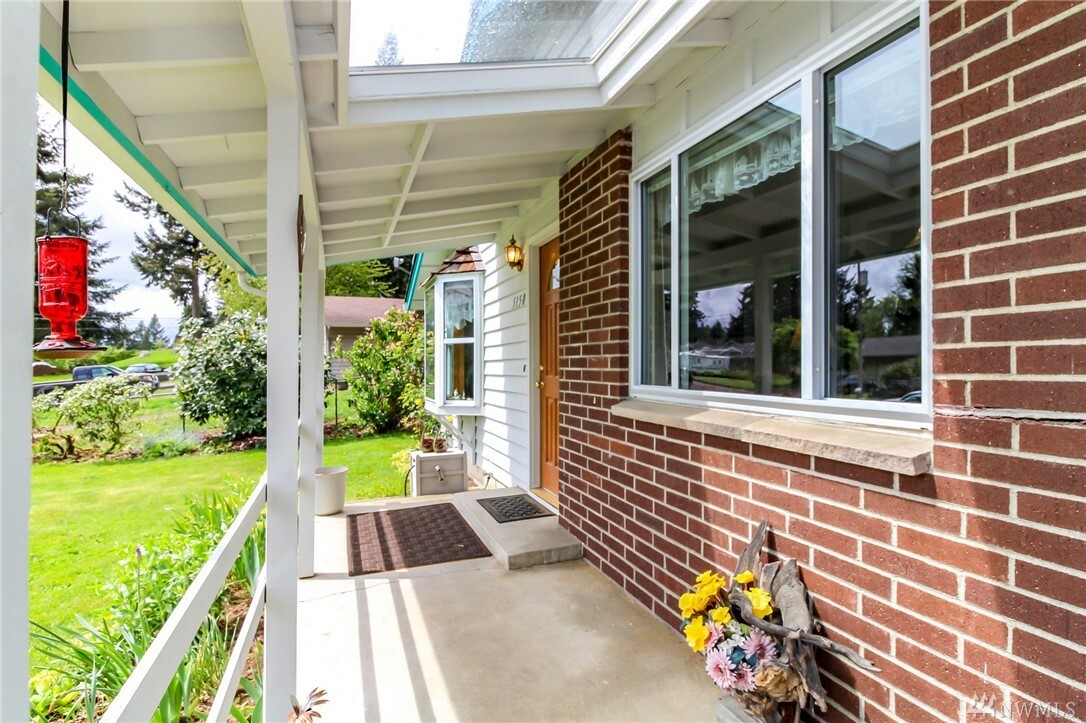 Property Photo: 5150 S 329th Place WA 98001