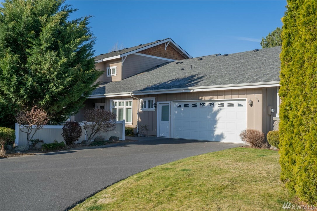 Property Photo:  6335 Murray Wy NE A  WA 98837 