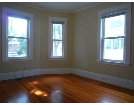 Property Photo:  34 Oxford Avenue 34  MA 02478