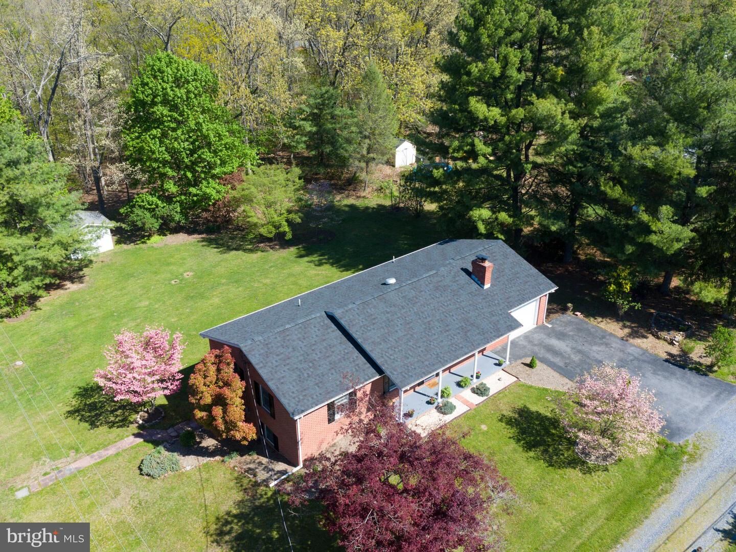 Property Photo: 260 Hill Crest Drive WV 26711