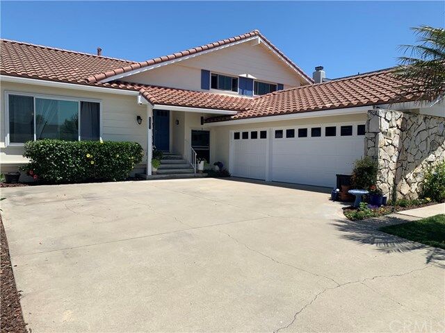 Property Photo:  6861 Bridgewater Drive  CA 92647 