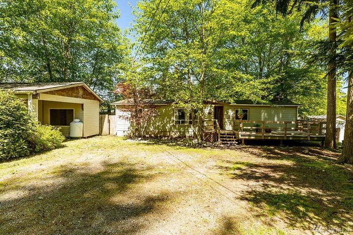 Property Photo: 4495 Alamo Way WA 98277