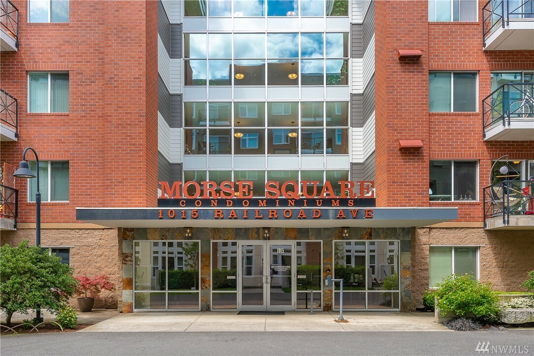 Property Photo: 1015 Railroad Ave 501 WA 98225
