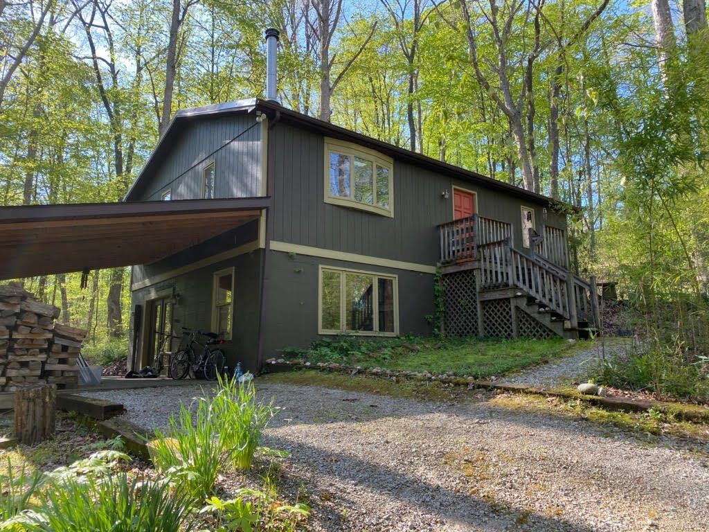 Property Photo: 553 Parkview Road IN 47448
