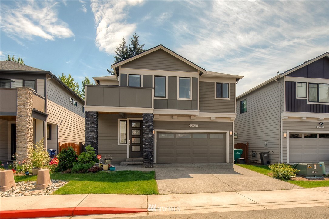 Property Photo: 20523 3rd Avenue SE WA 98012