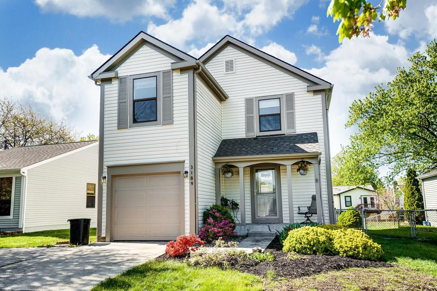 Property Photo:  3189 Heatherside Drive  OH 43017 