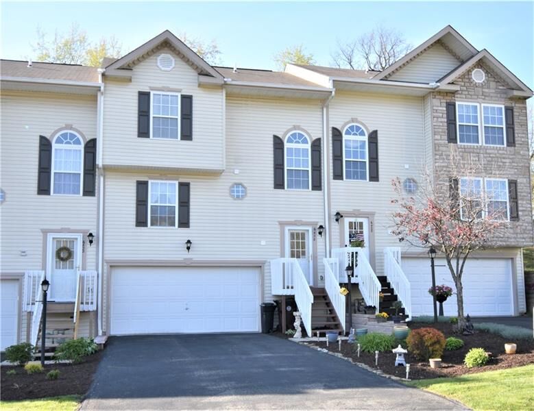 Property Photo: 6430 Lindsey Lane PA 15632