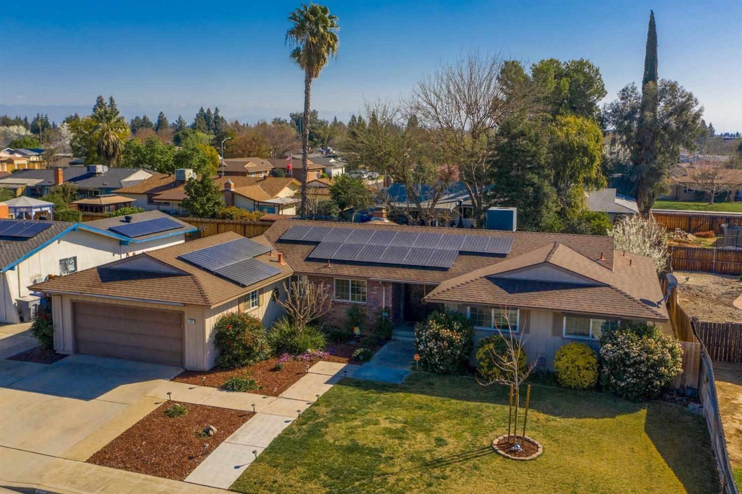 Property Photo: 931 Stanford Avenue CA 93611