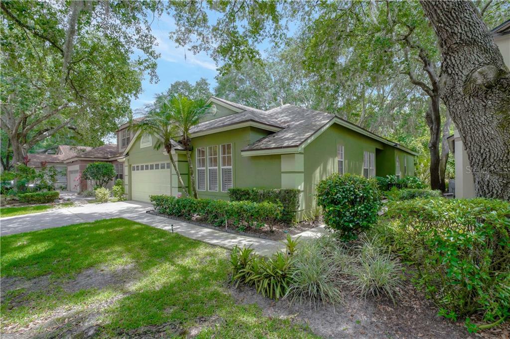 Property Photo:  5105 Tollbridge Court  FL 33647 