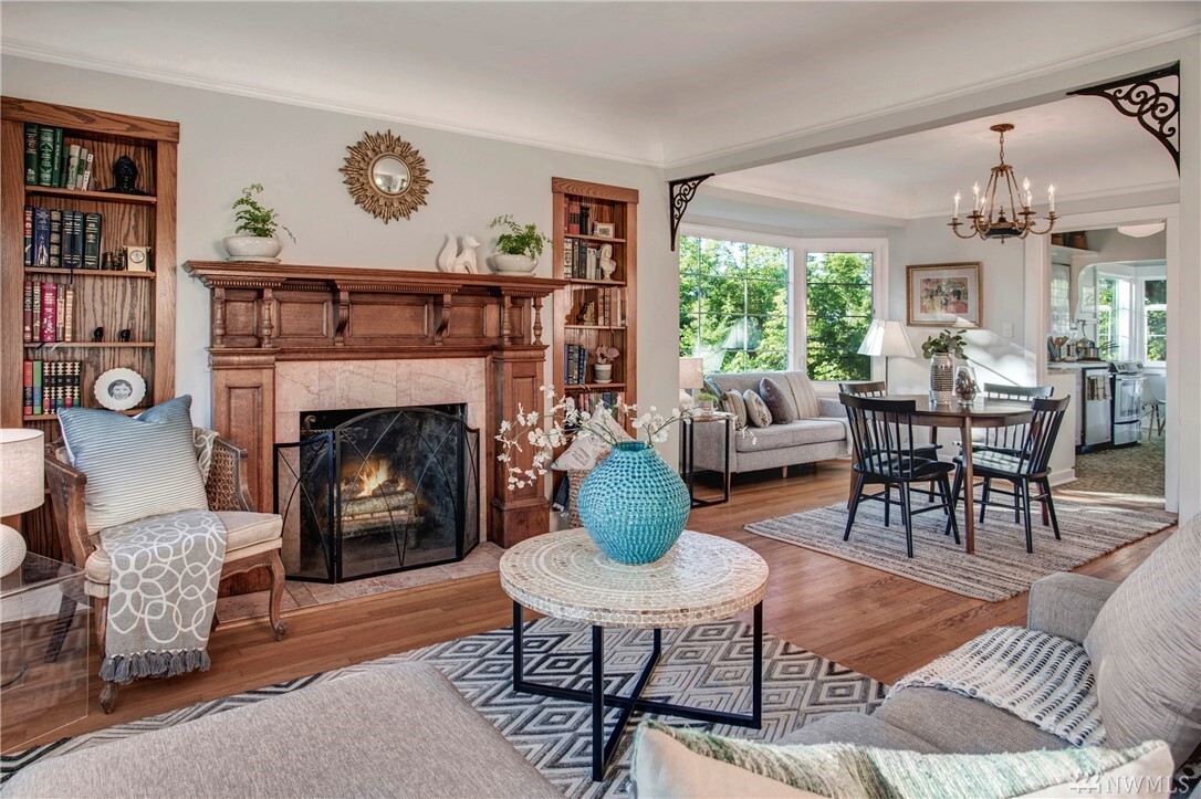 Property Photo: 9336 Waters Avenue S WA 98118