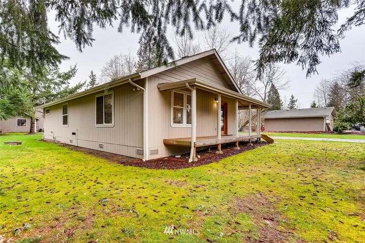 Property Photo:  15106 SE 107th Street  WA 98059 