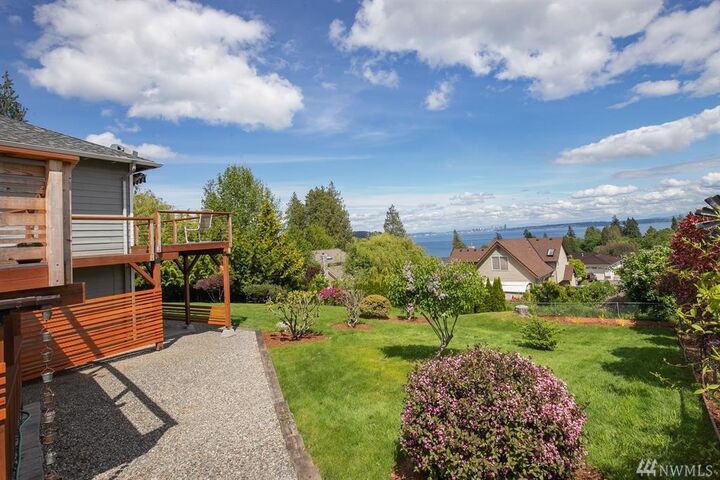 Property Photo: 1886 Salal St E WA 98366