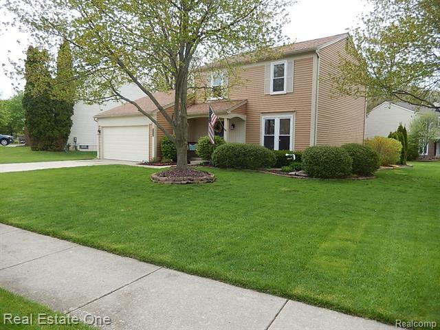 Property Photo: 950 Cobblers Road MI 48327