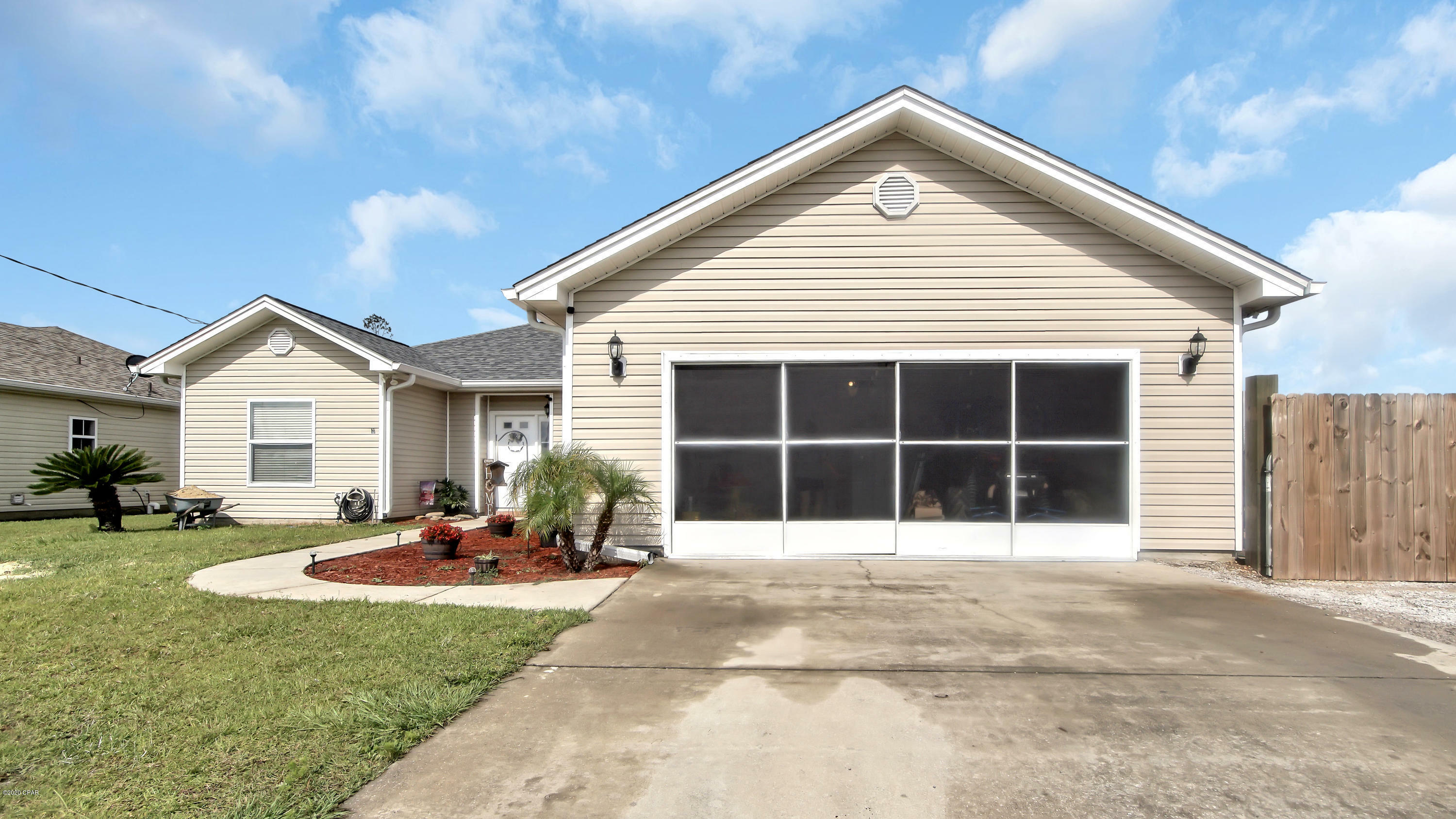 Property Photo:  271 N Mary Ella Avenue  FL 32404 