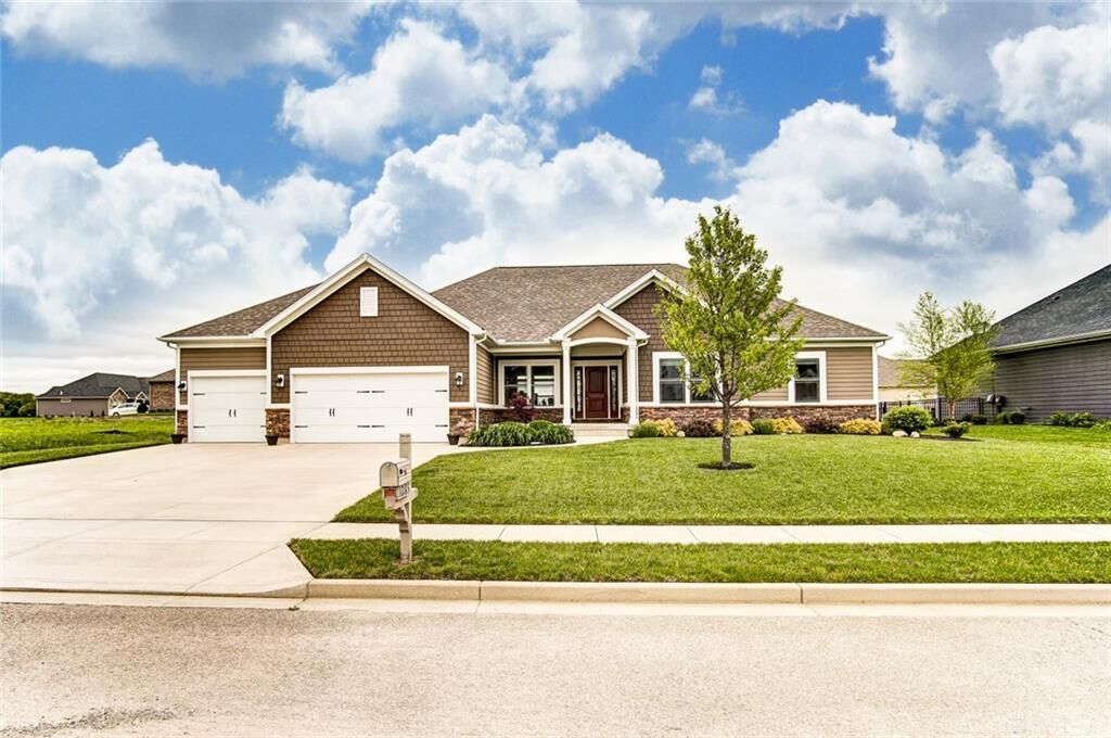 Property Photo: 1285 Daylily Way OH 45373