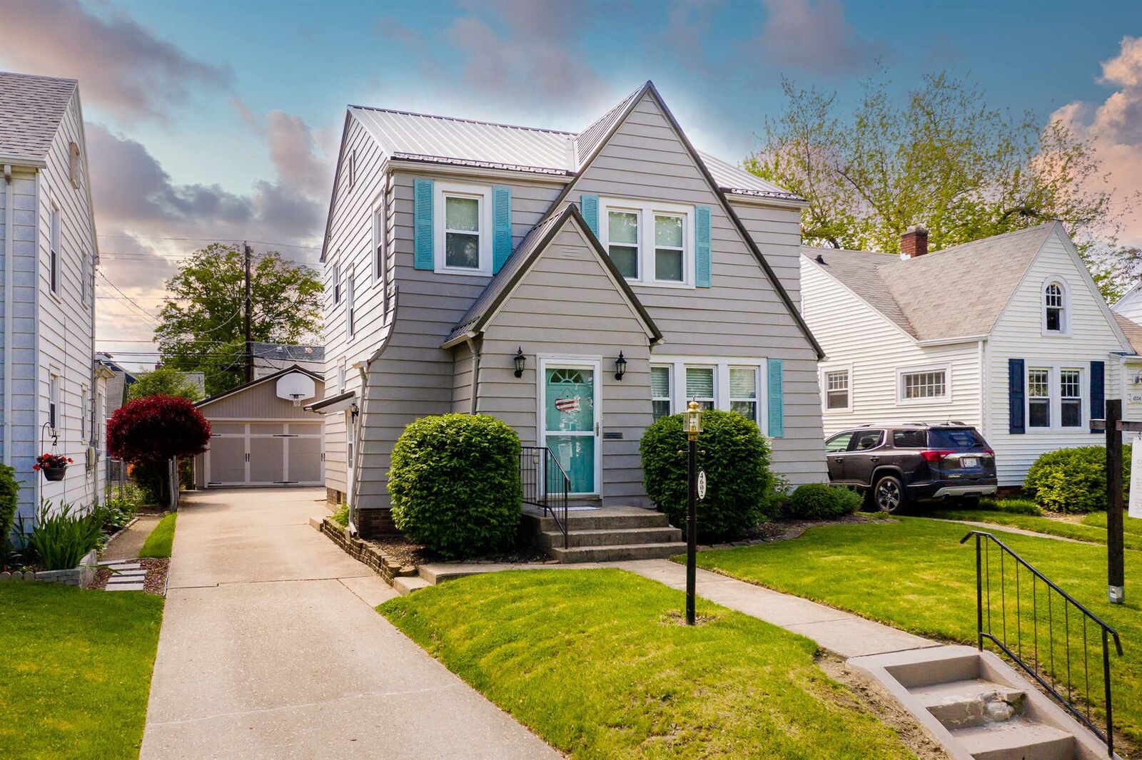 Property Photo: 4602 S Wayne Avenue IN 46807