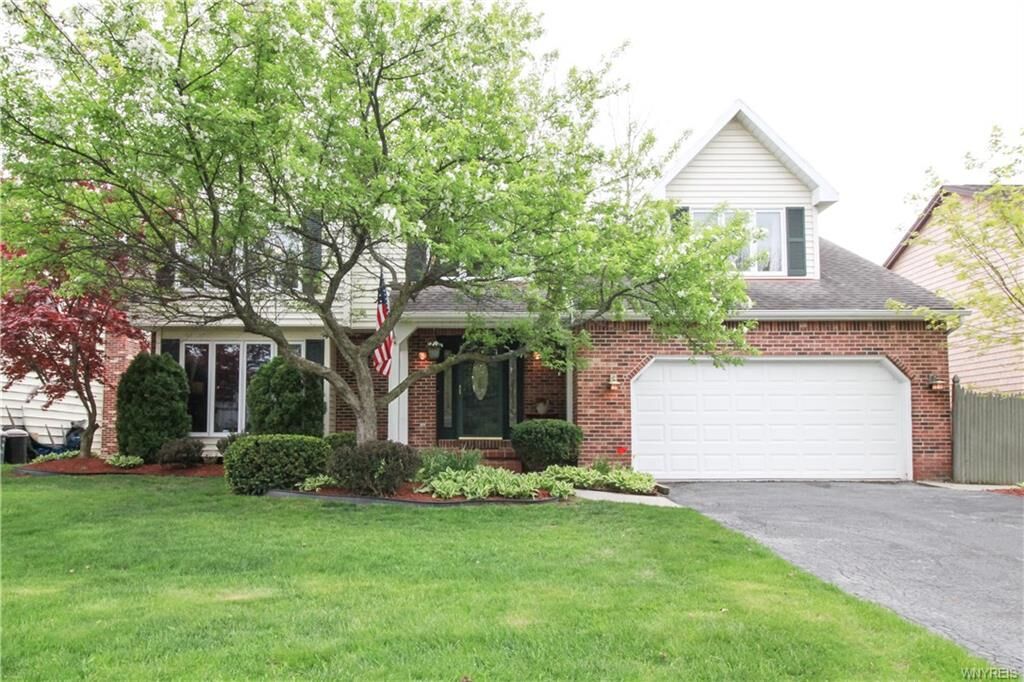 Property Photo: 35 Britannia Drive NY 14051