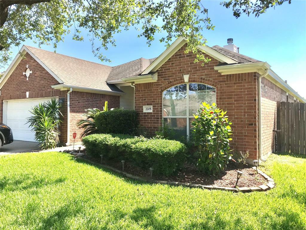 Property Photo: 2205 Crystal Reef Lane TX 77584
