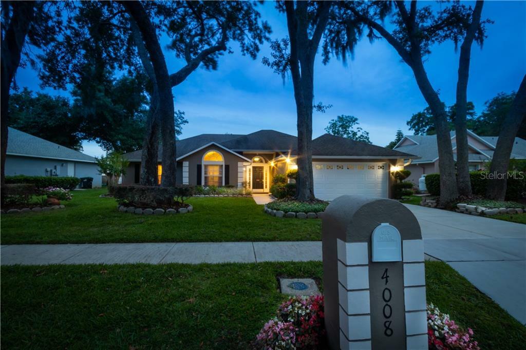Property Photo: 4008 Mallard Point Court FL 32810