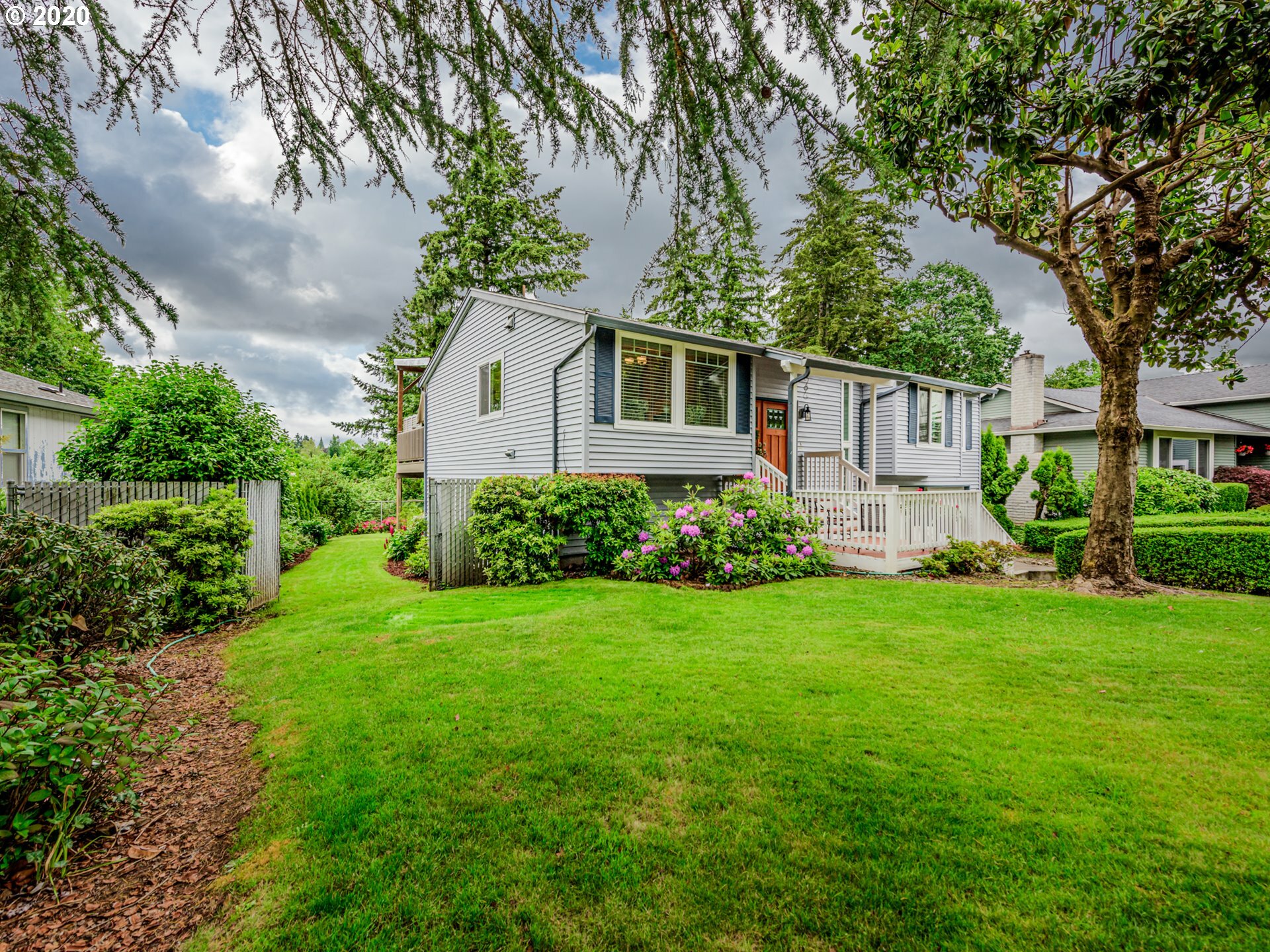 Property Photo:  6704 NW Bernie Dr  WA 98663 