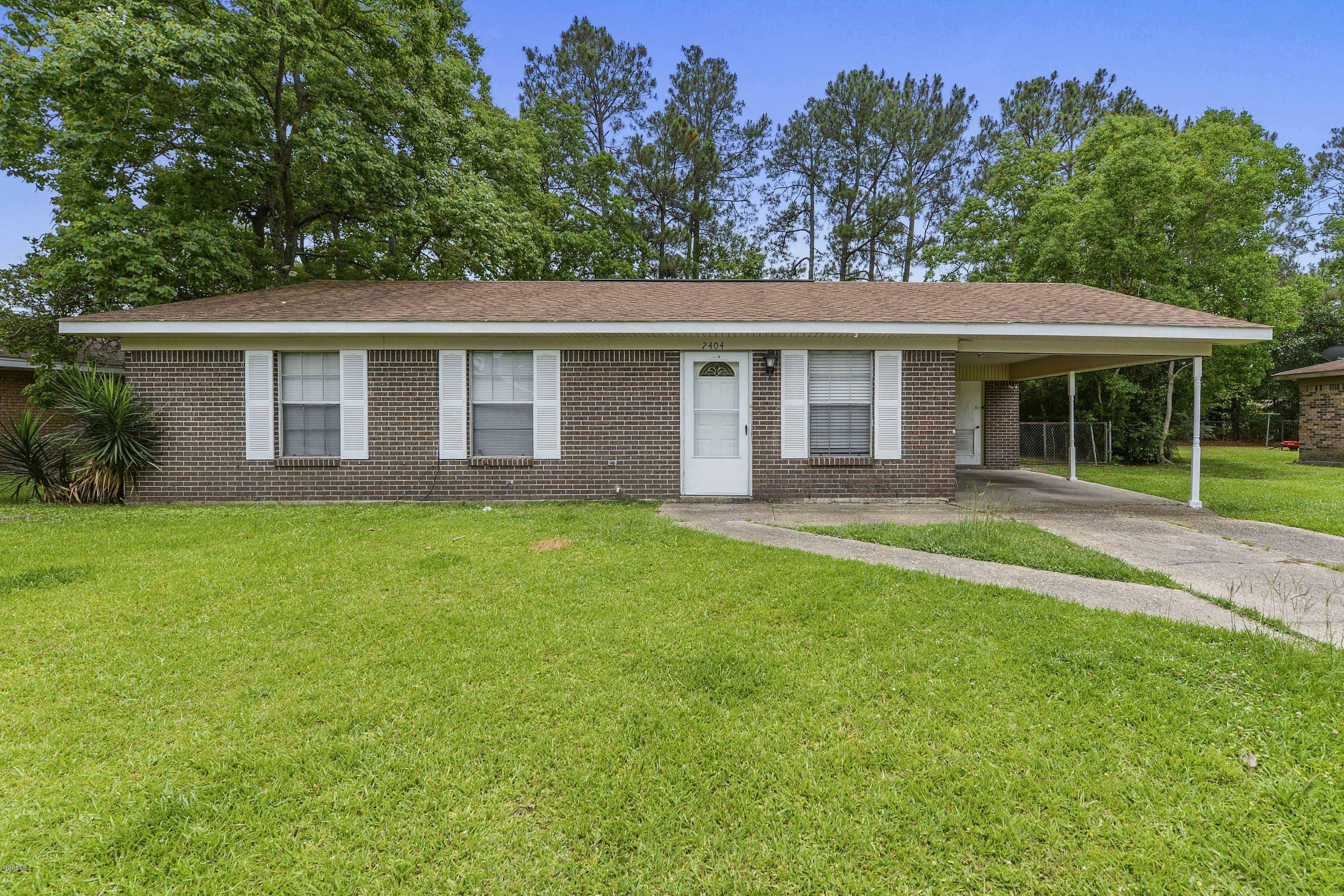 Property Photo:  2404 Tracy Street  MS 39503 
