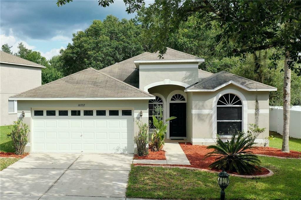 Property Photo:  10537 Lucaya Drive  FL 33647 