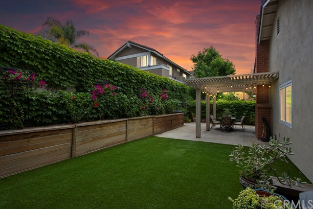 Property Photo:  14146 Saarinen Court  CA 92606 