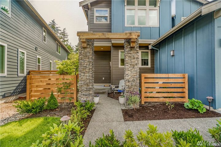 Property Photo: 13140 176th Avenue E WA 98391