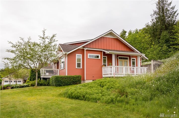 Property Photo:  50  Tanoak Court  WA 98382 