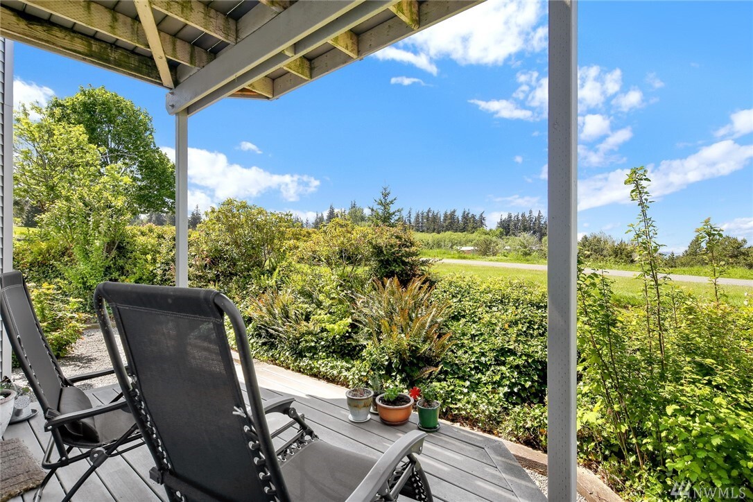 Property Photo: 1521 Fourth Street 1A WA 98225