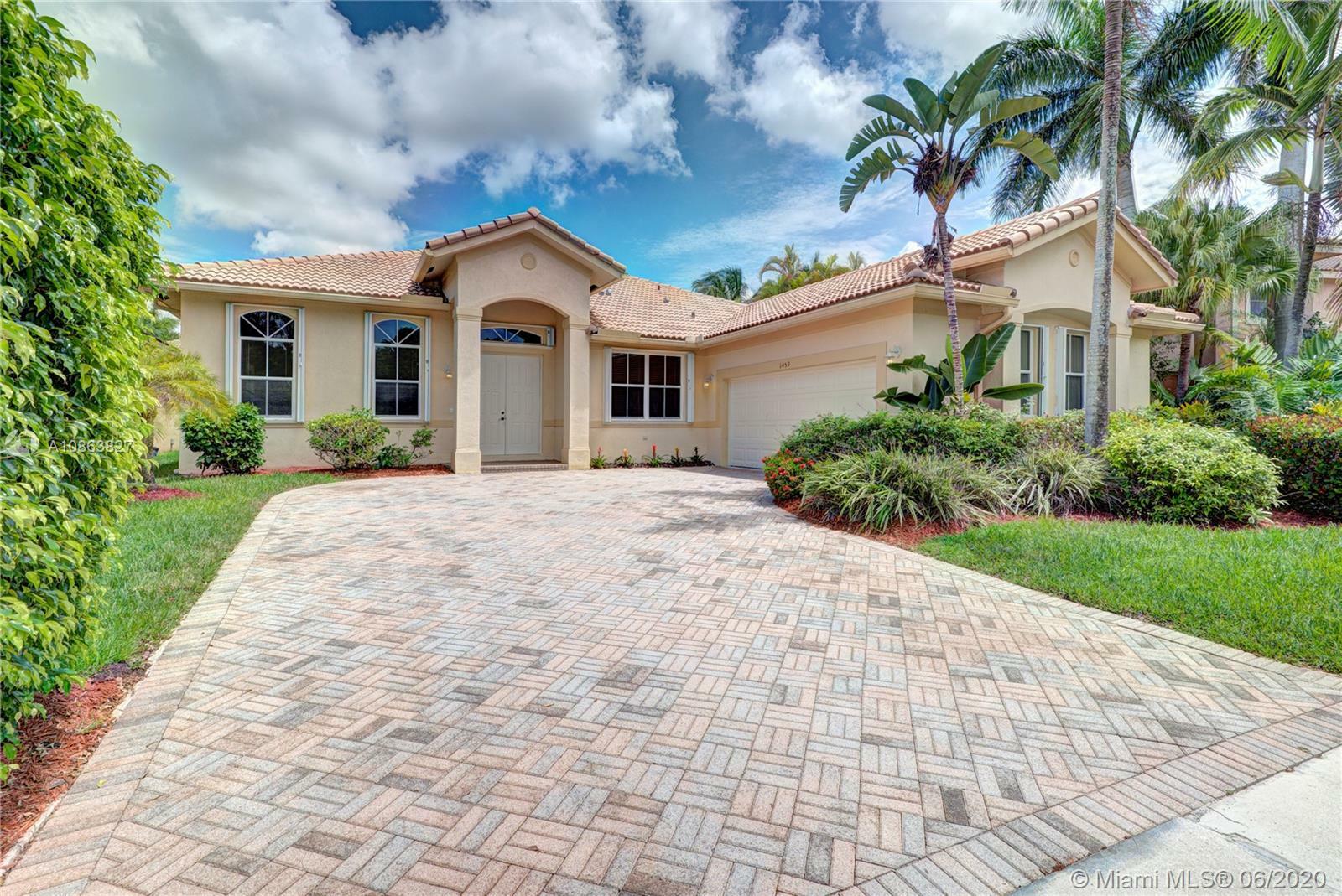 Property Photo:  1459 Cardinal Way  FL 33327 