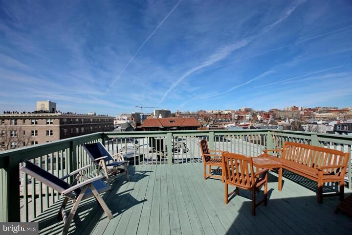 Property Photo:  1931 17th Street NW G4  DC 20009 