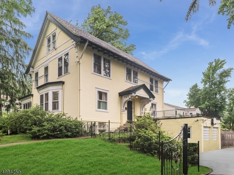 Property Photo: 425 Tillou Rd NJ 07079