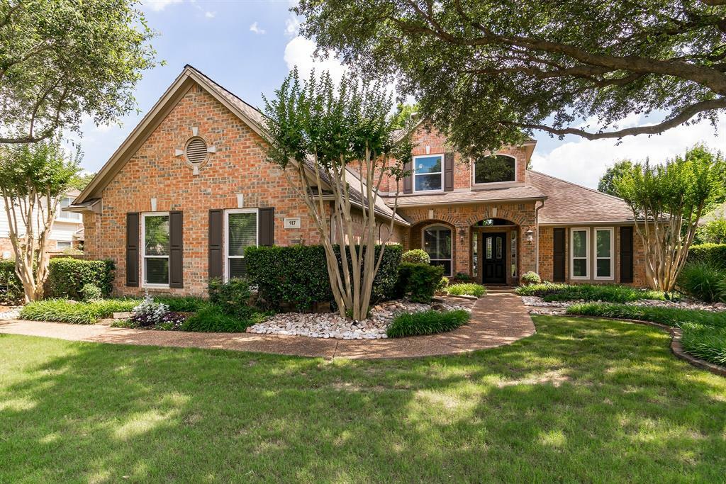 Property Photo: 917 Midland Creek Drive TX 76092
