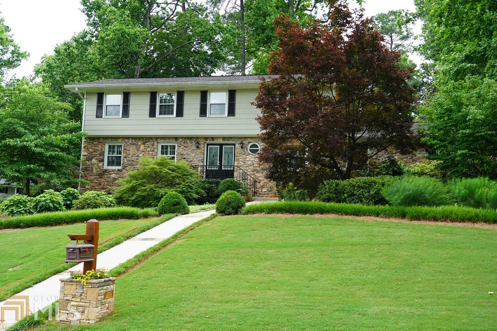 Property Photo: 1148 Hampton Hall Dr GA 30319