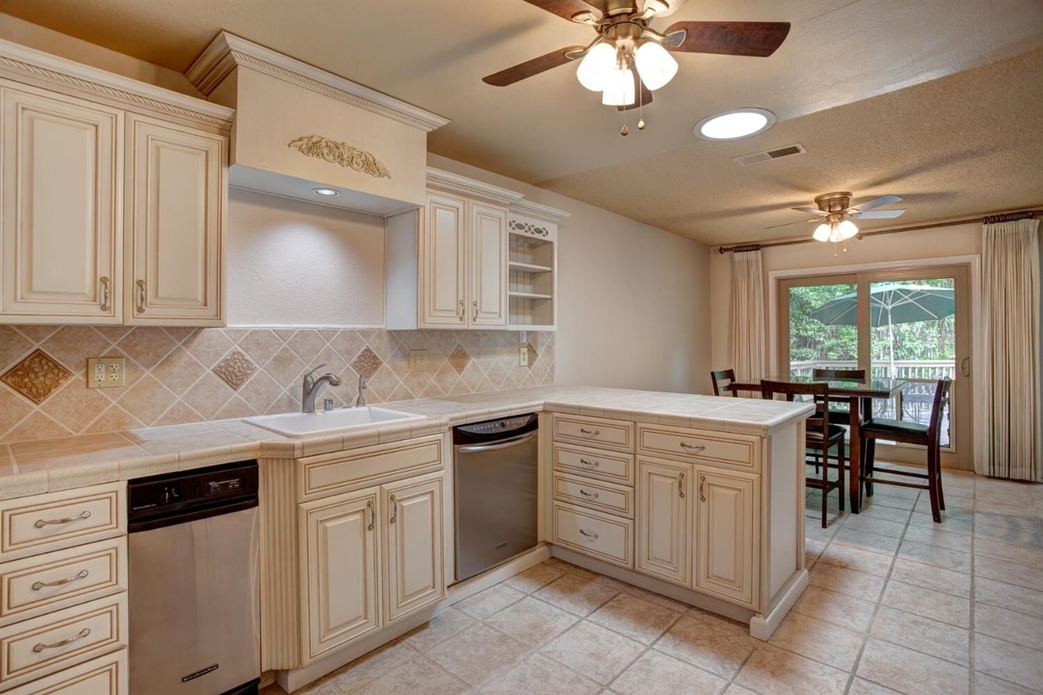 Property Photo: 4930 Village Oaks Drive CA 95677