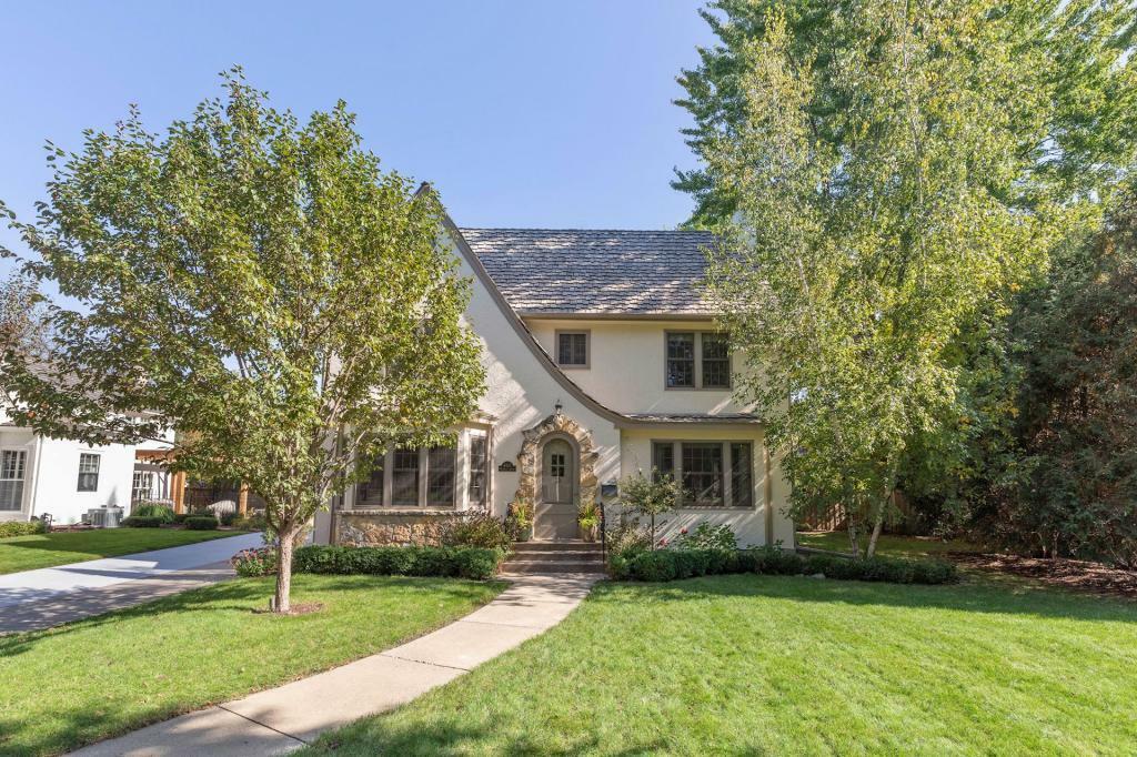 4517 Wooddale Avenue  Edina MN 55424 photo