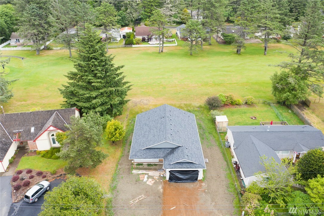 Property Photo:  466 Octopus Ave NE  WA 98569 