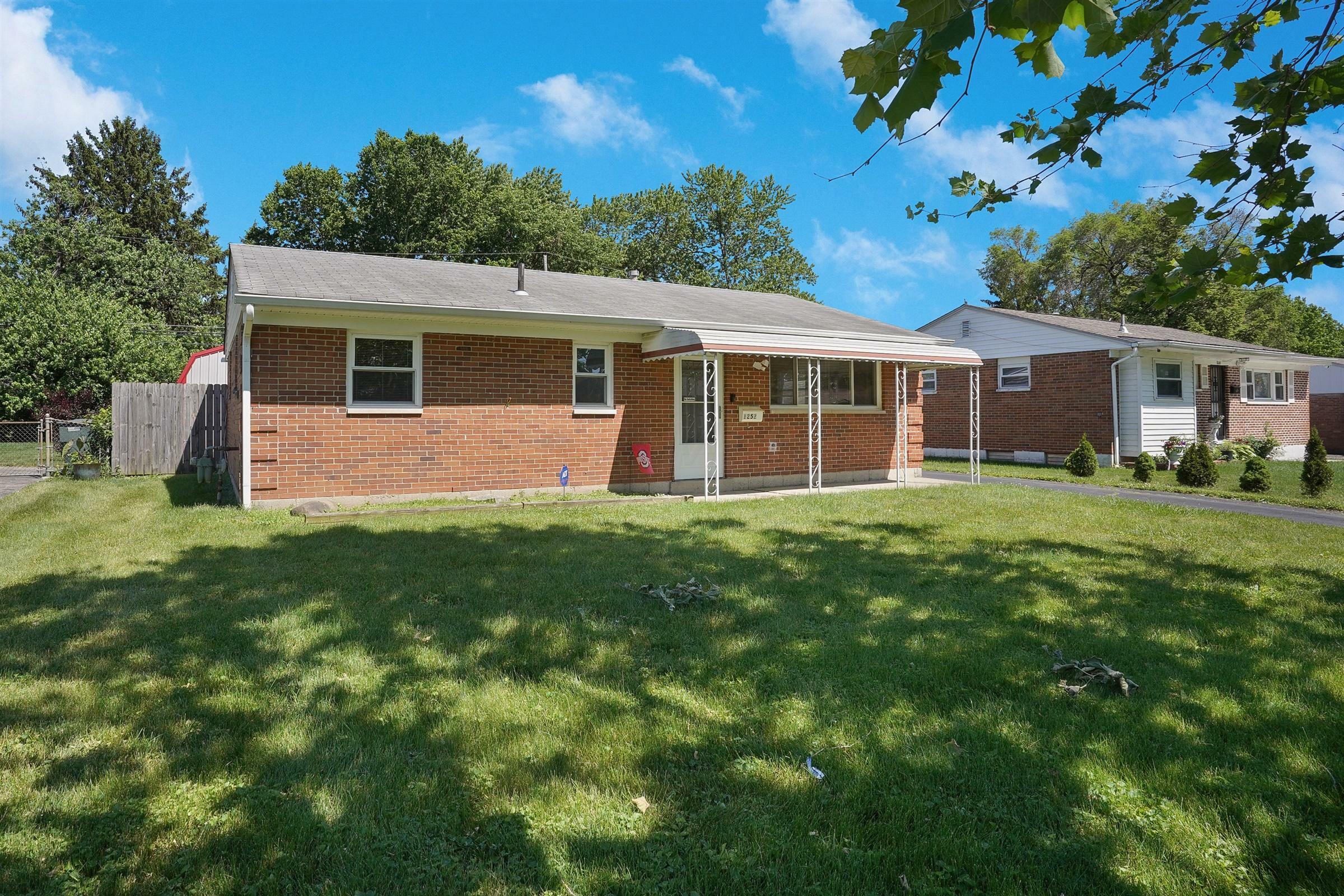 Property Photo:  1252 Striebel Road  OH 43227 