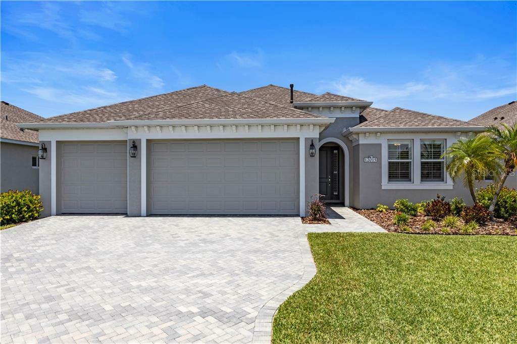 Property Photo:  12015 Goldenrod Avenue  FL 34212 