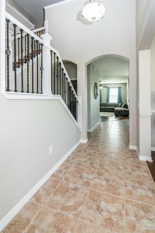 Property Photo:  12317 Kentbrook Manor Lane  FL 33579 