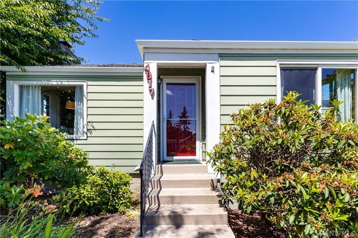Property Photo:  4817 N 7th Street  WA 98406 
