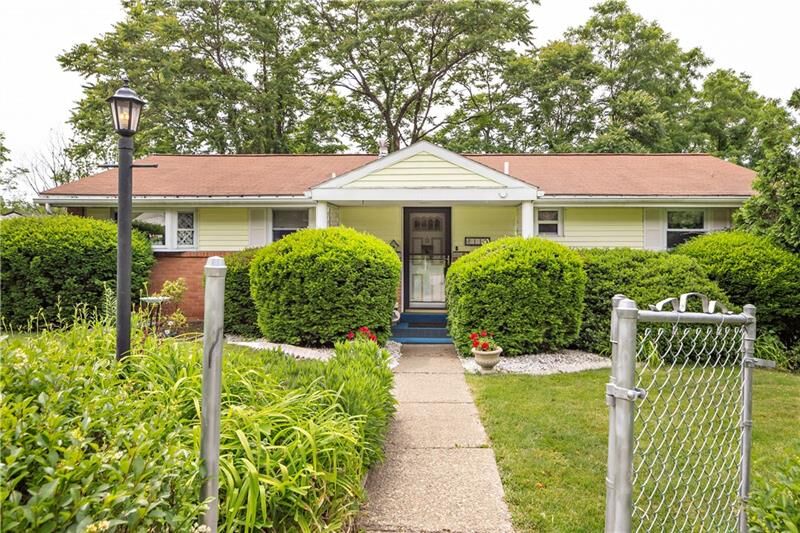 Property Photo:  110 Fox Chase  PA 15147 