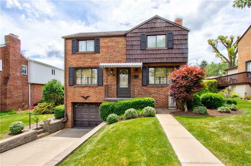 Property Photo: 2041 Sunnydale Rd PA 15243