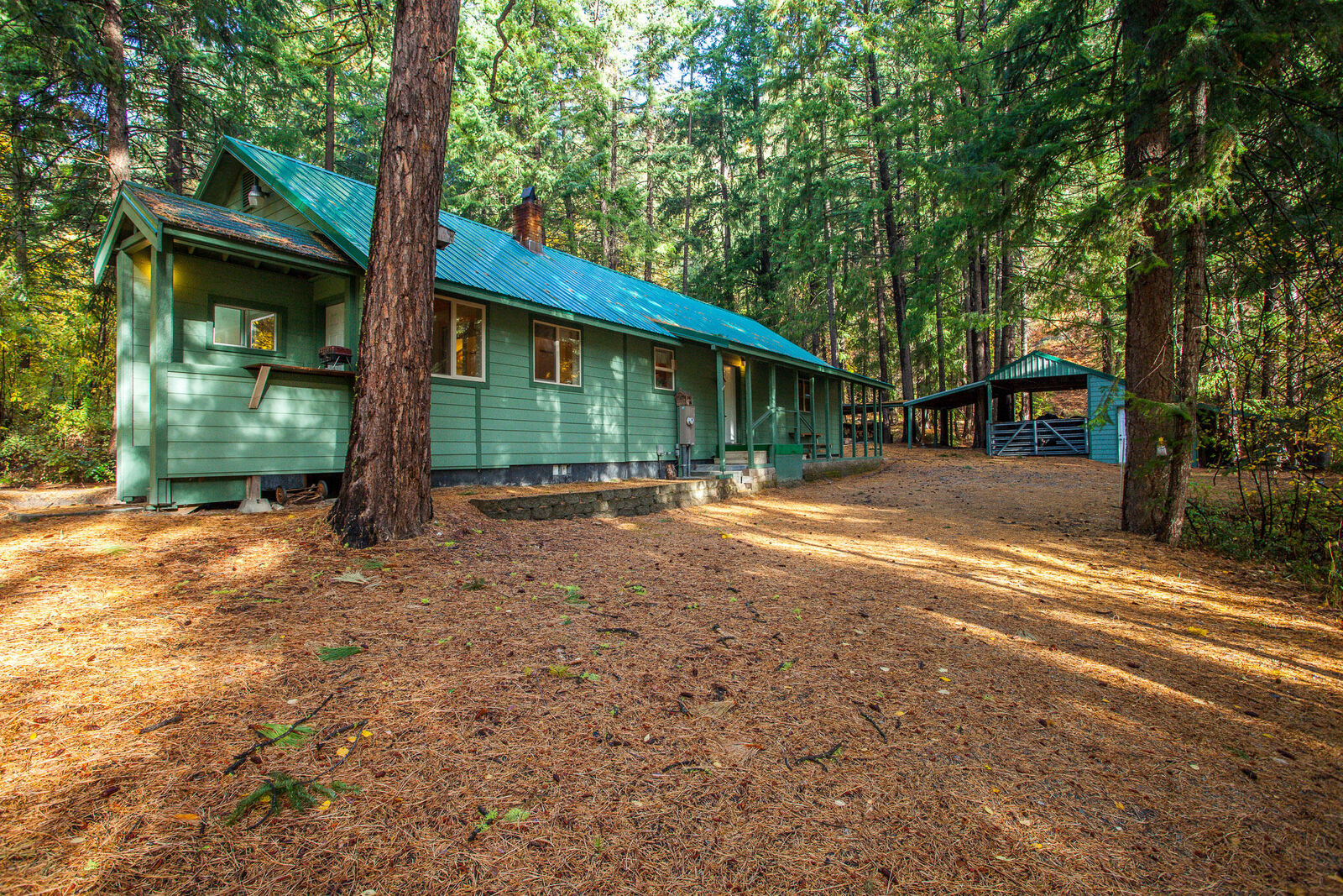 House for sale in Entiat 18102 Entiat River Rd, Entiat, WA 98822